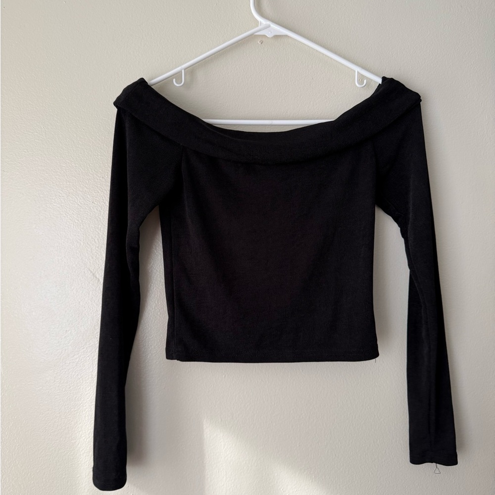 Edikted Black Cropped Off-Shoulder Top